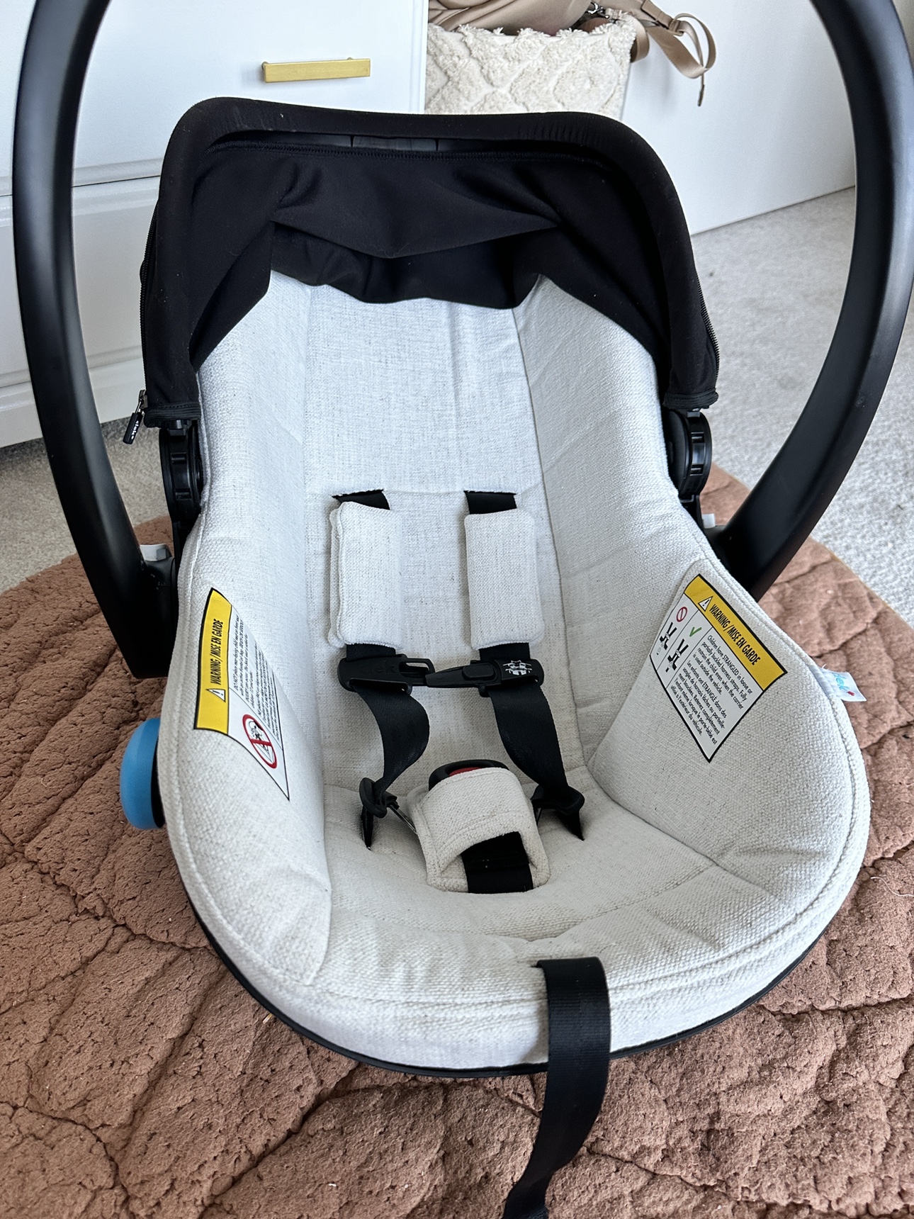 Clek Liing Car Seat - photo 2