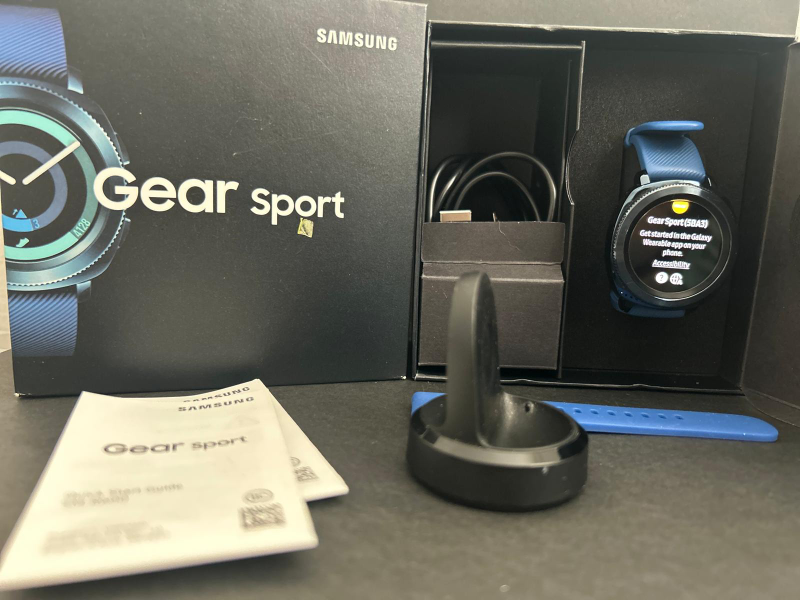 urgent sale! Samsung Gear Sport Smartwatch
