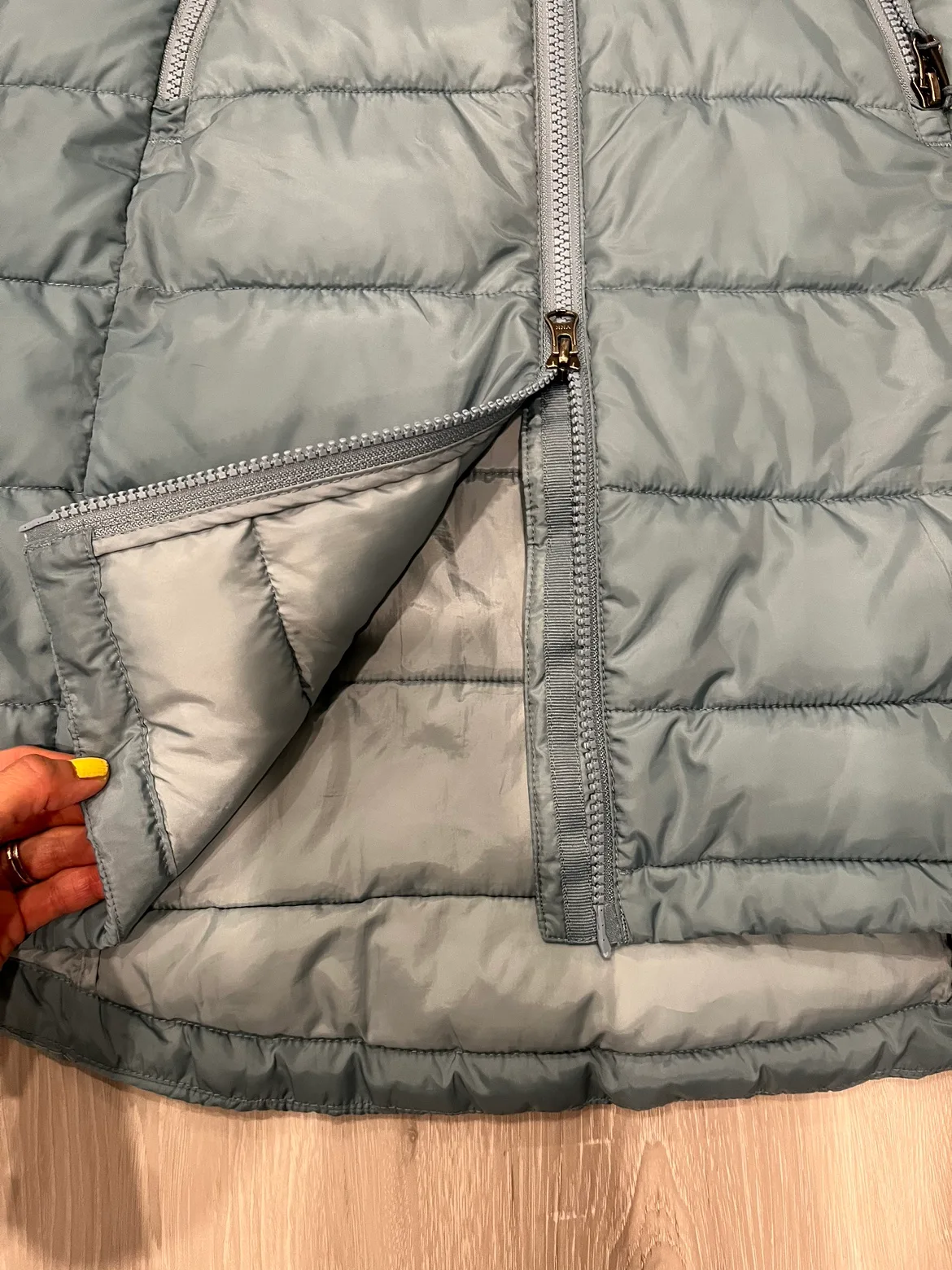 Lole Women's Primaloft Puffer Jacket image indicator(7)