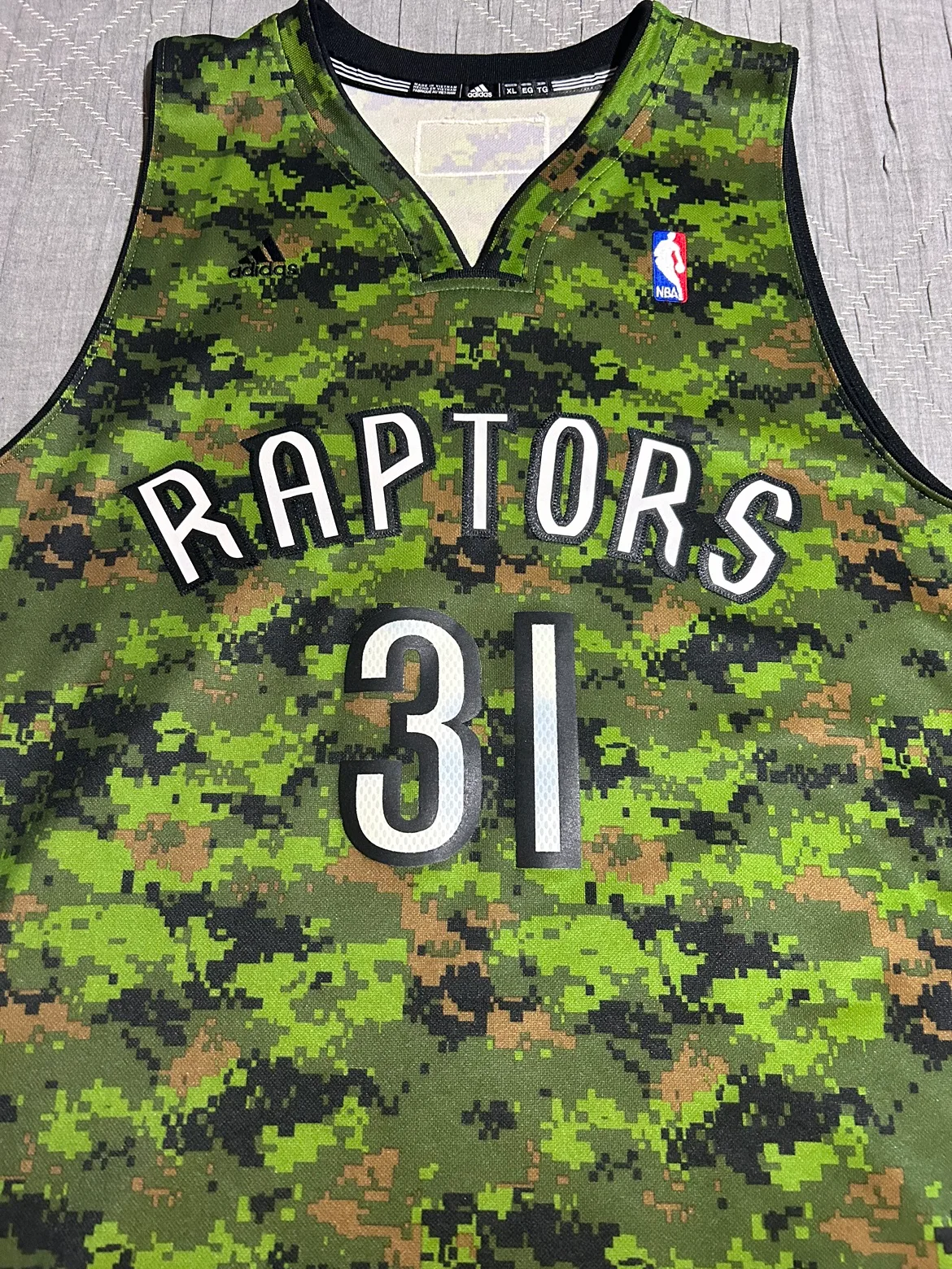 Terrence Ross Raptors Jersey digital camo image indicator(4)