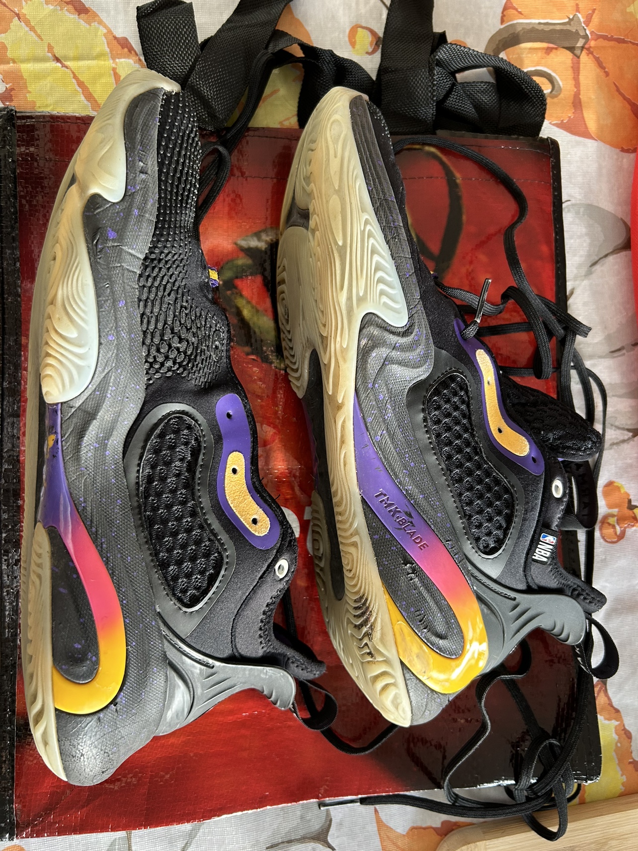 Tarmak Los Angeles Lakers Basketball Shoes - photo 2