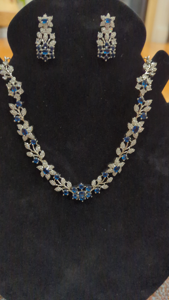 Blue and Silver Necklace - photo 2