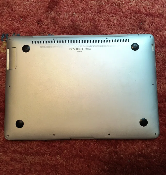 RARE Original 2008 MacBook Air image indicator(2)