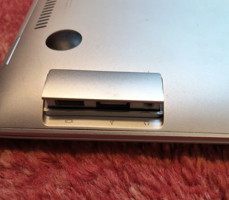 RARE Original 2008 MacBook Air image indicator(5)