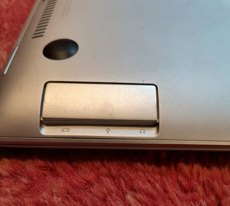 RARE Original 2008 MacBook Air image indicator(6)