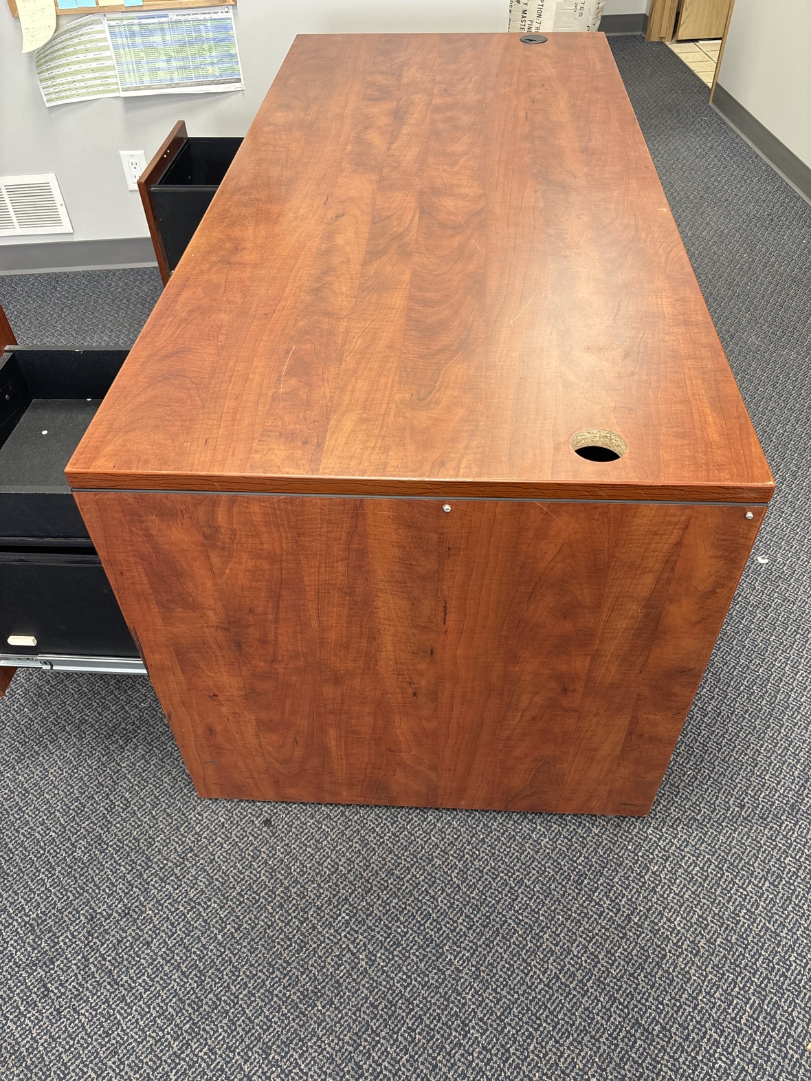 Executive Desk - Heavy Duty Office - photo 4