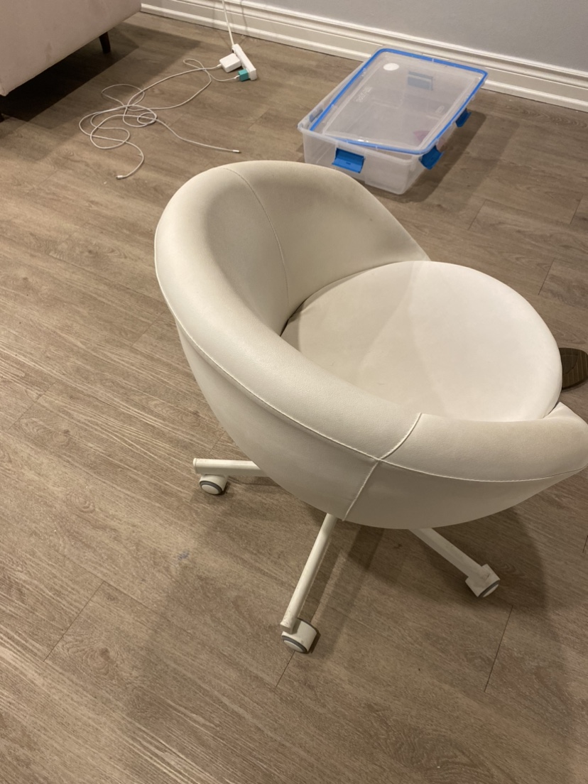IKEA Skruvsta Ysane White Swivel Chair - photo 2