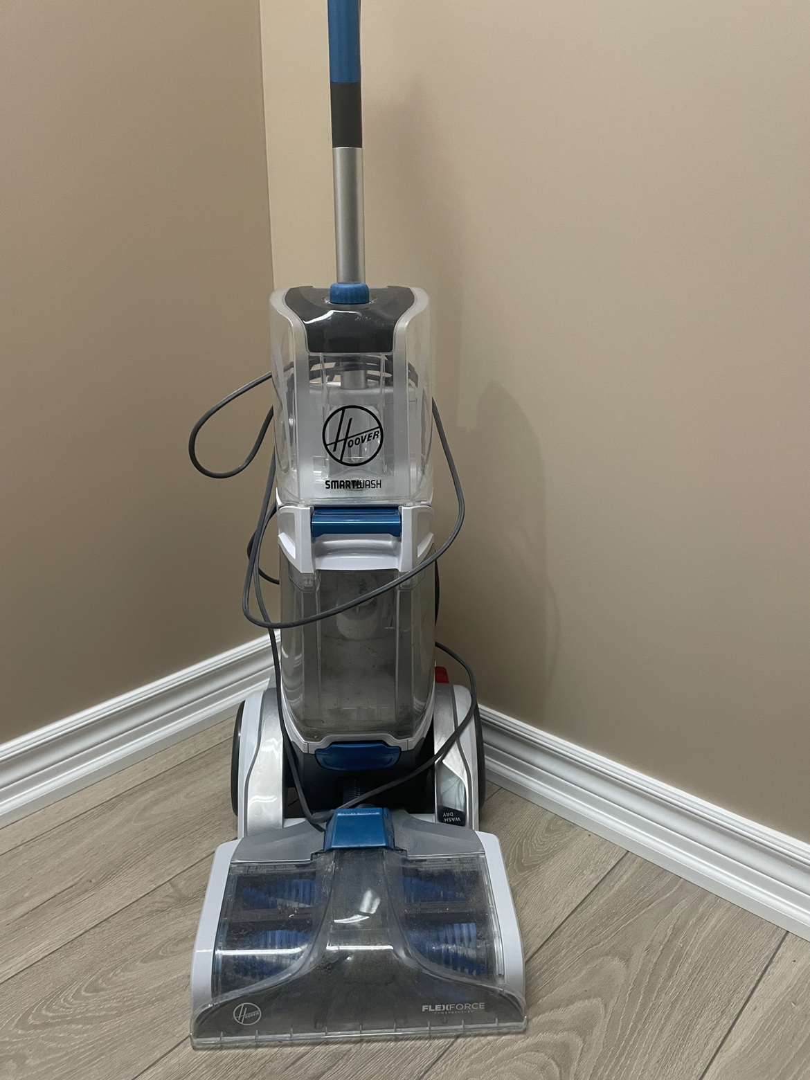 Hoover SmartWash Carpet Cleaner