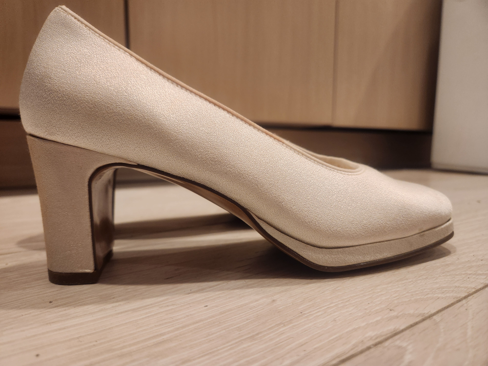 #freecycle Trish, Princess Dye Collection Heels - photo 2