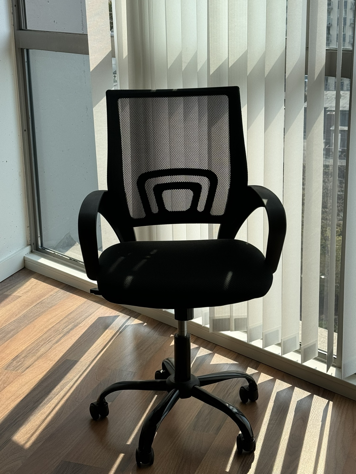 Desk chair