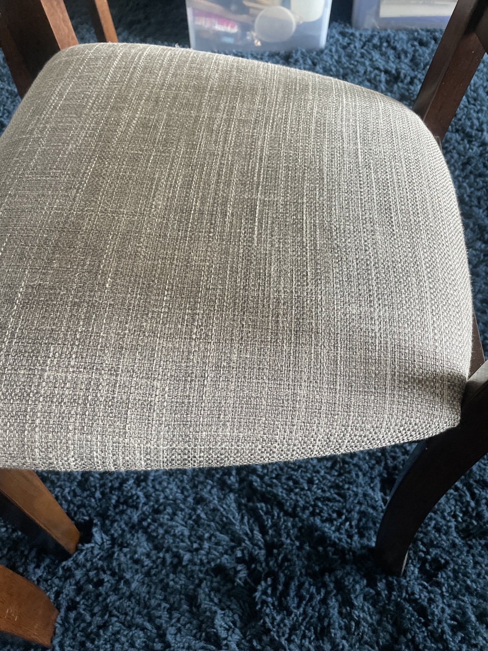 Round Table with 4 Chairs - photo 2