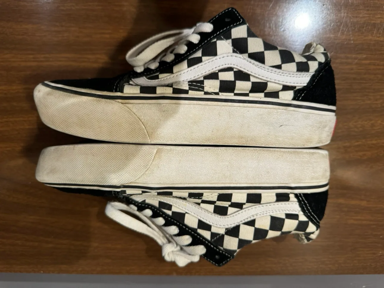 Vans Unisex Checkerboard Platform Sneakers image indicator(3)