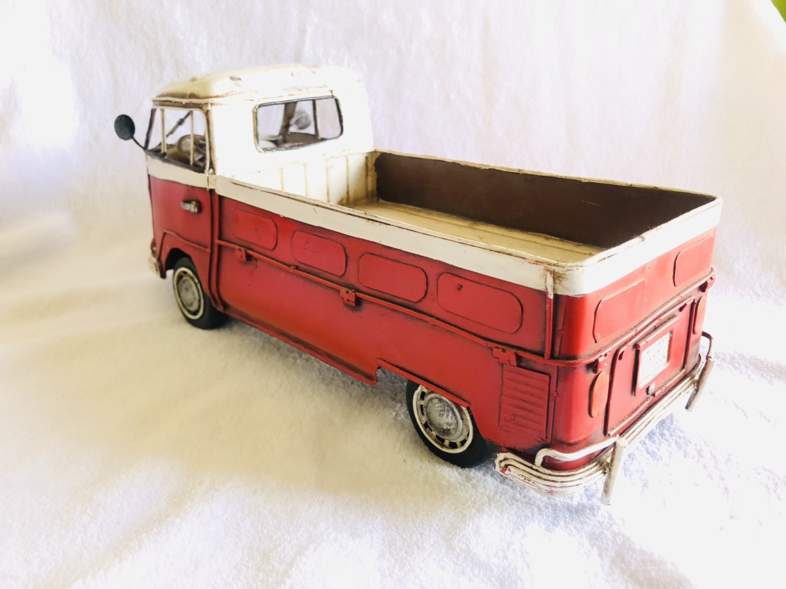 VOLKSWAGEN TOY PICKUP - photo 4