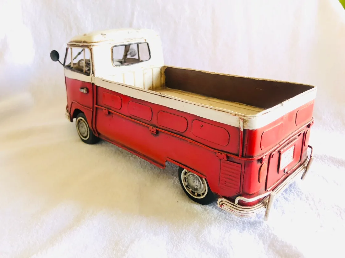 VOLKSWAGEN TOY PICKUP image indicator(4)