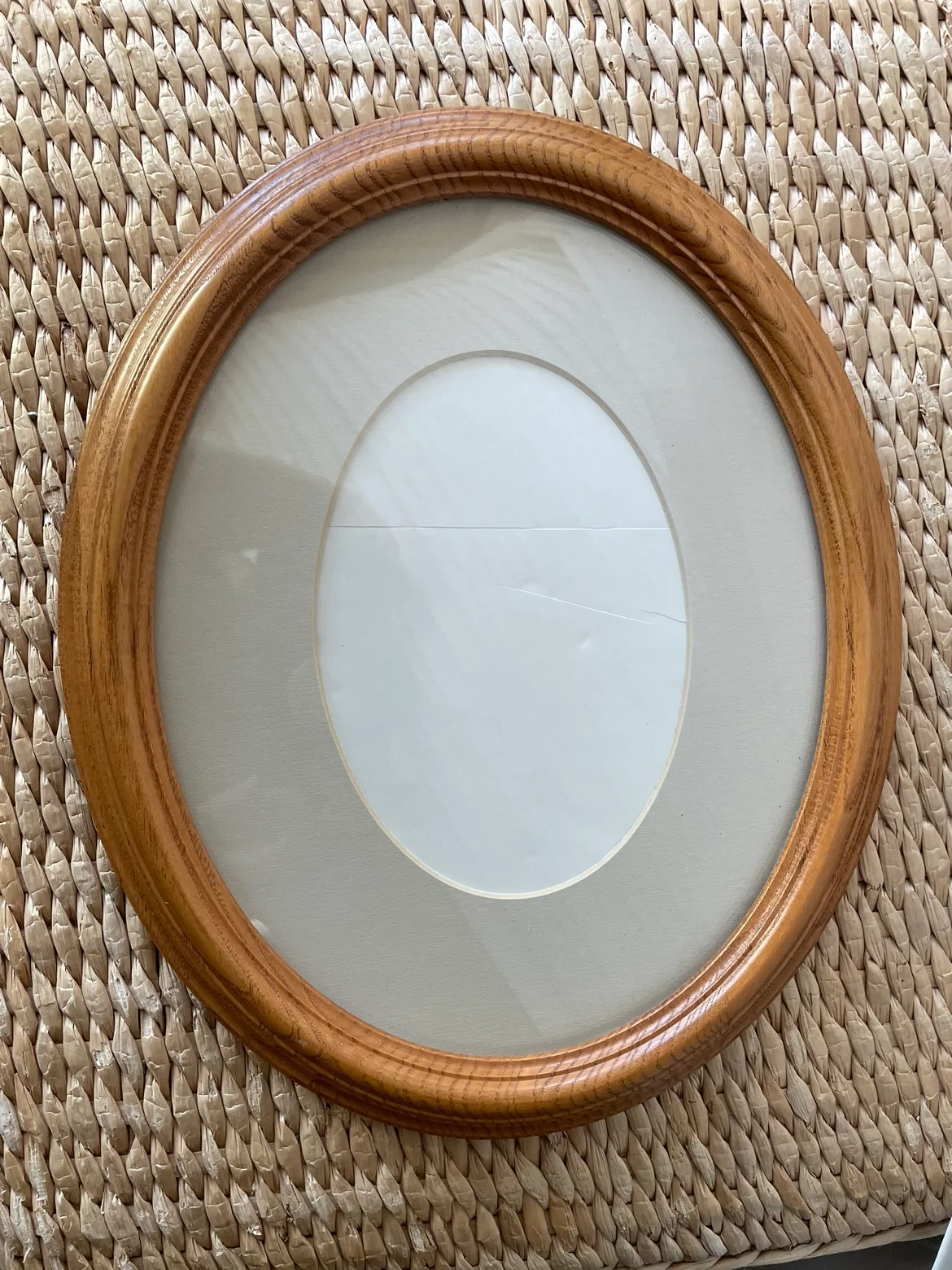 Oval Picture Frame thumbnail
