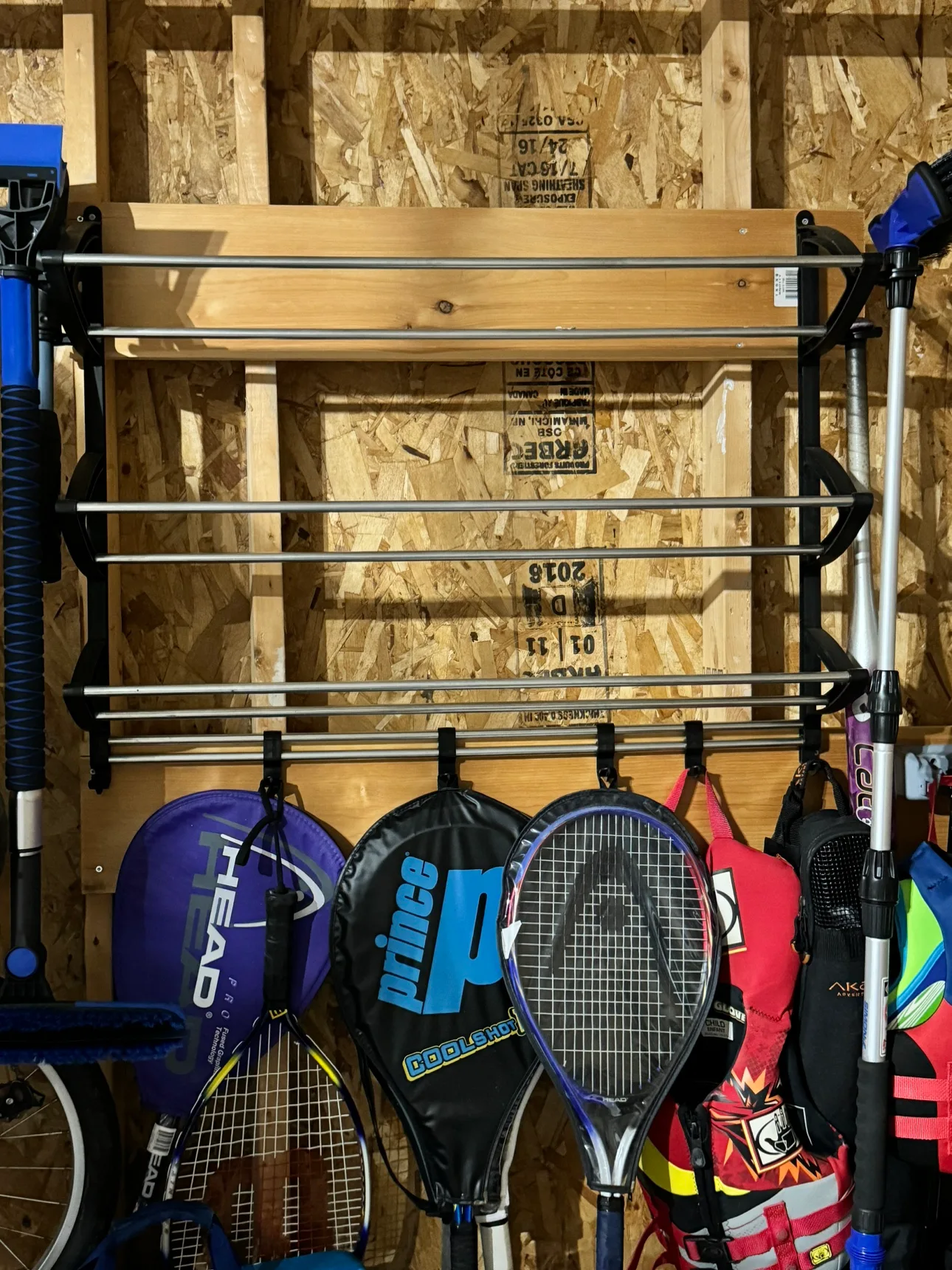 Ball rack with hooks thumbnail