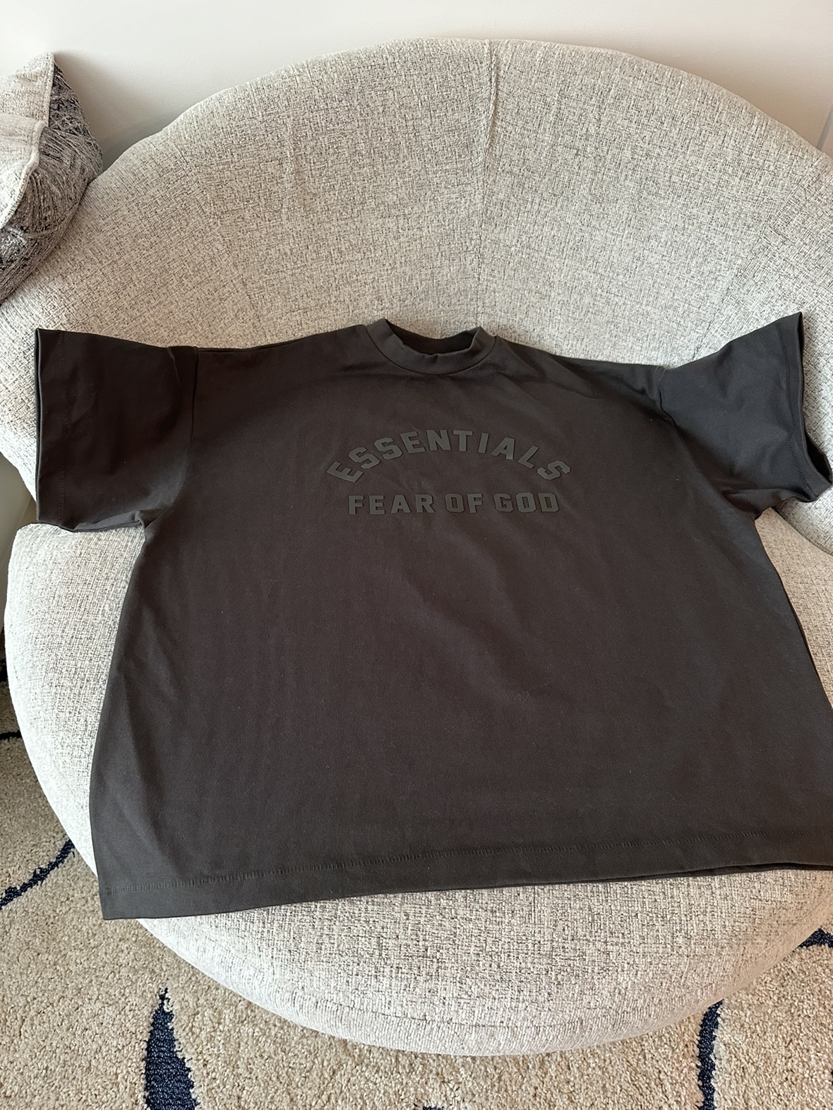 Essentials Crew Neck