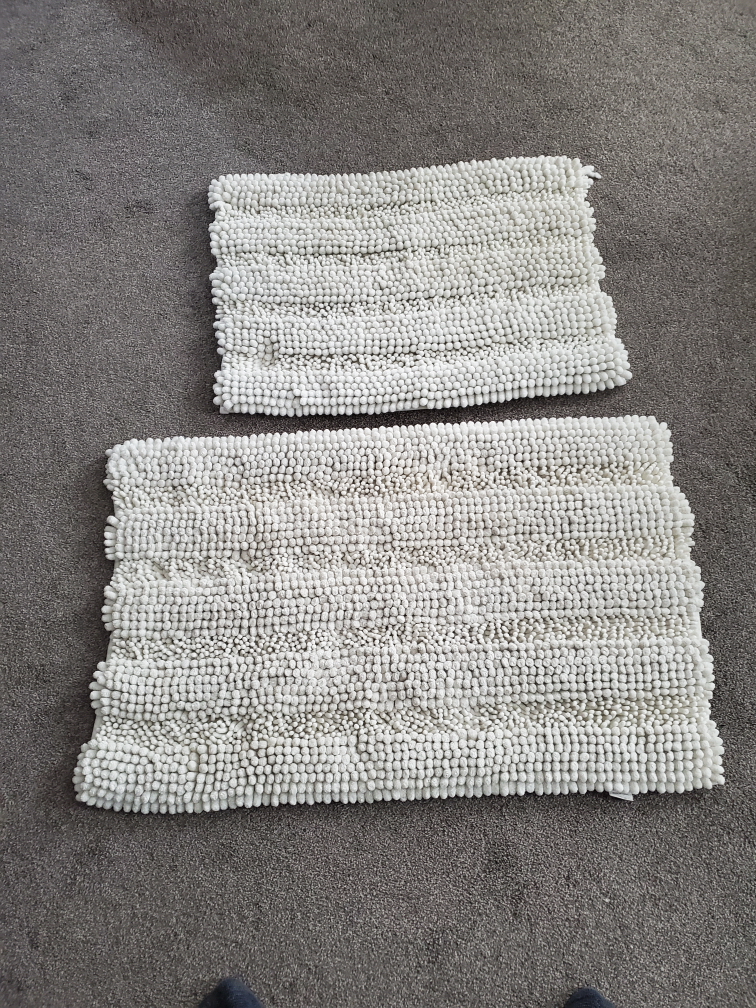 White Bath Mats