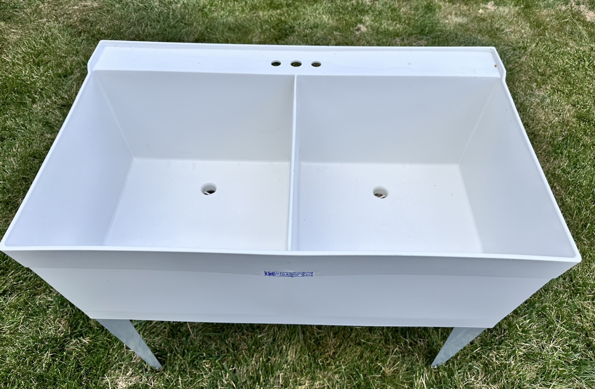 MUSTEE Double laundry sink/ utility sink