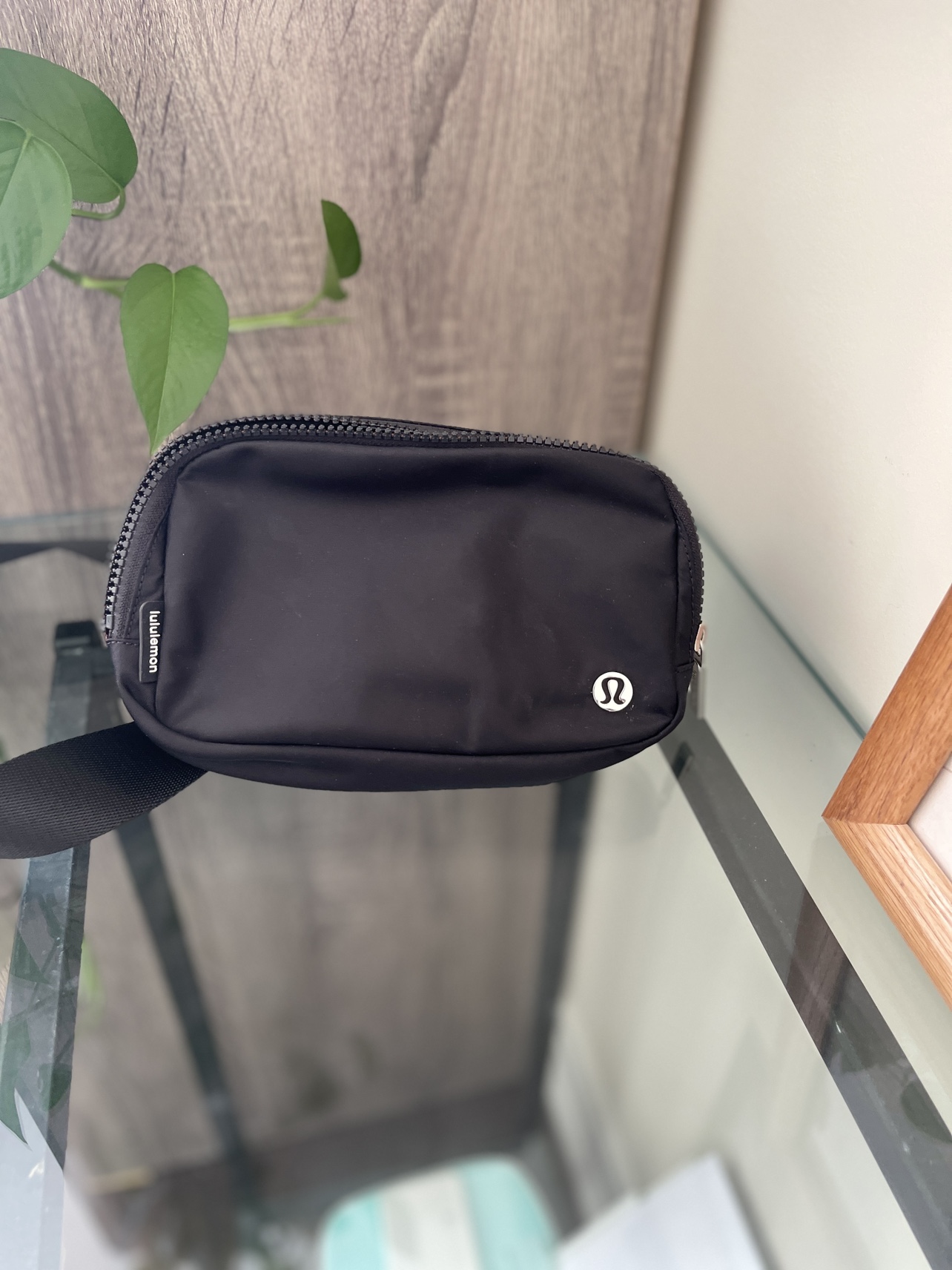 Lululemon Everywhere Belt Bag
