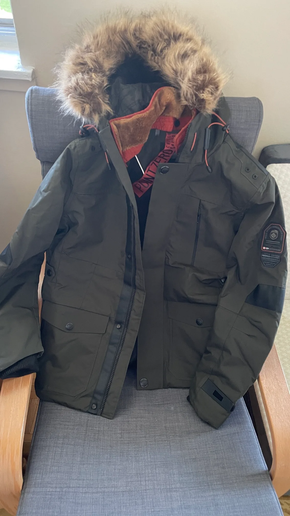 Men's Winter Parka thumbnail