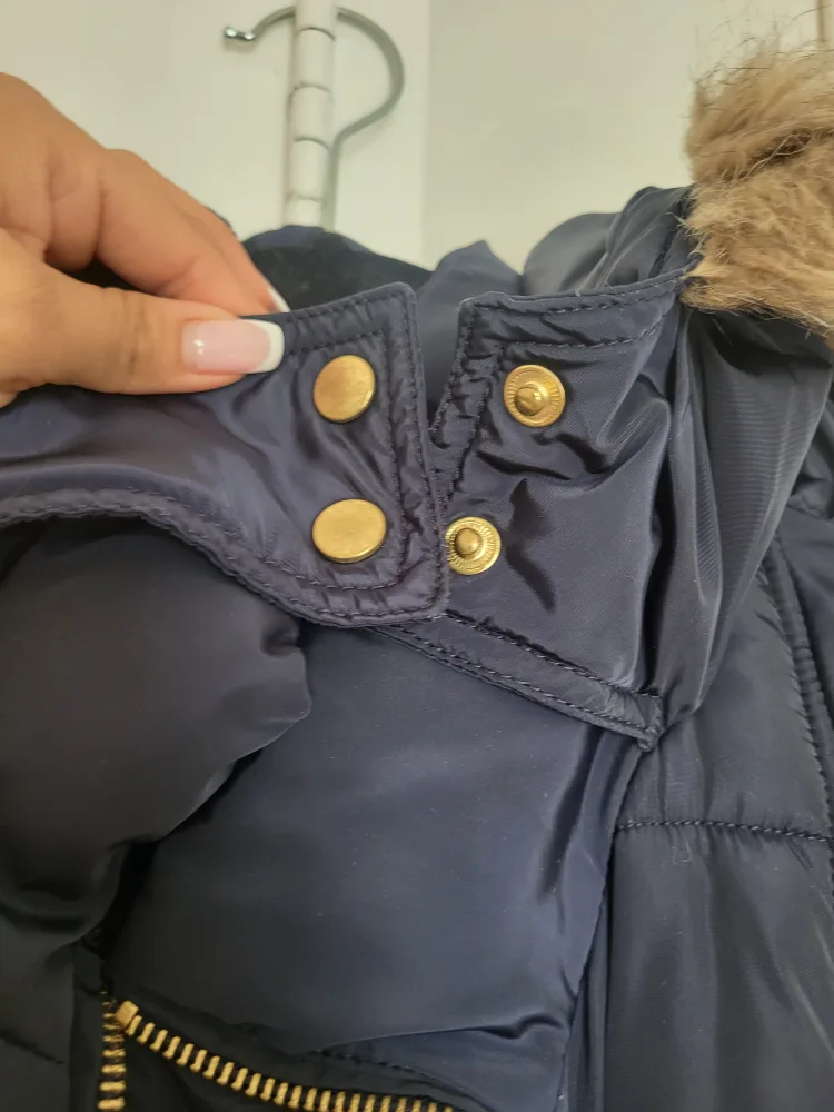 H&M Navy Blue Puffer Jacket #freecycle image indicator(9)
