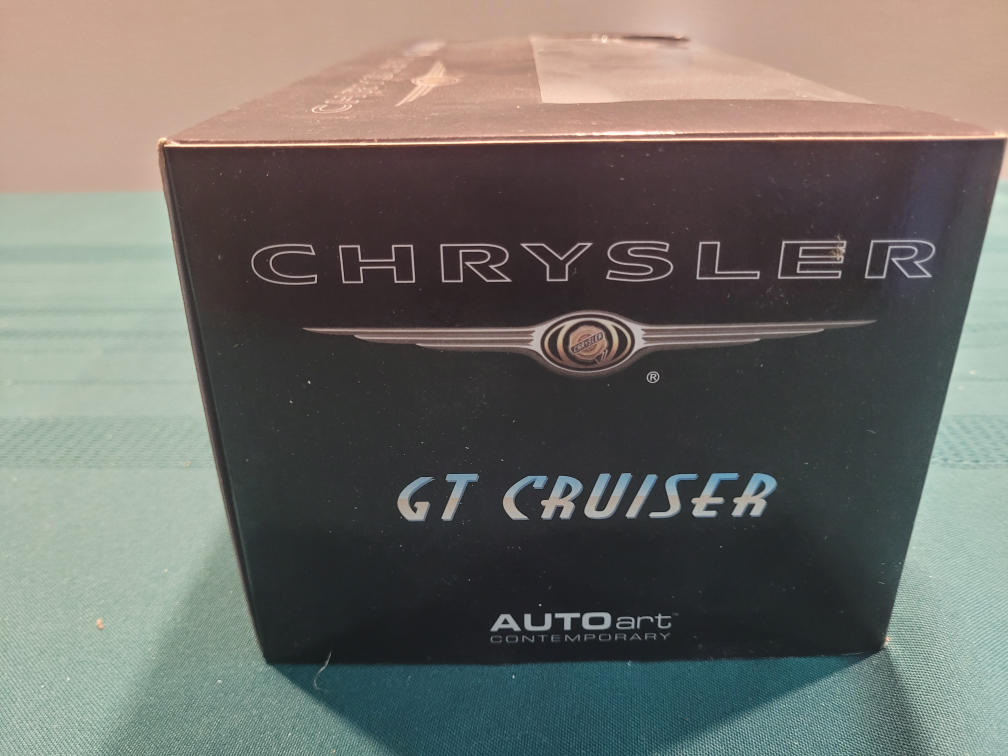 Chrysler GT Cruiser 1/18 Scale Die-Cast Model Car - photo 5