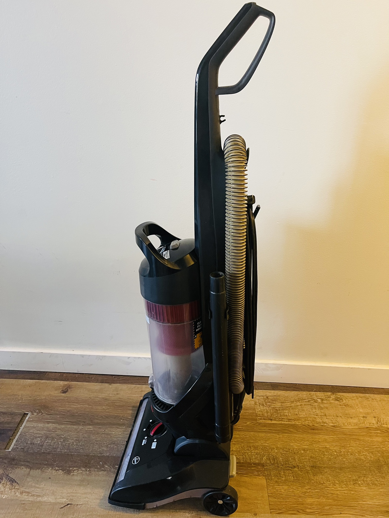 Hoover Vacuum - photo 3