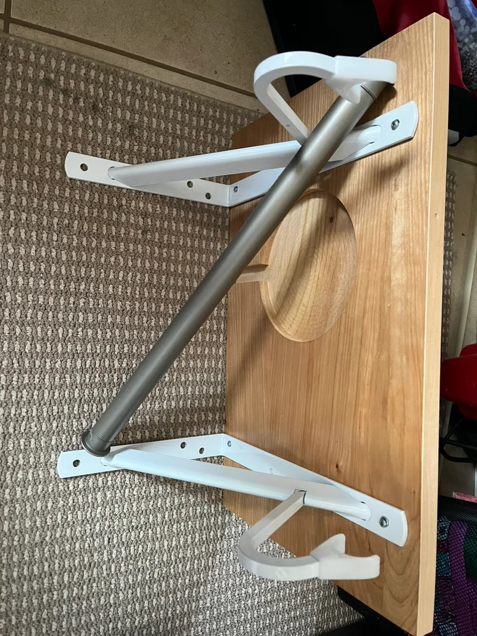 Shelf with Pull Out Rod image indicator(2)