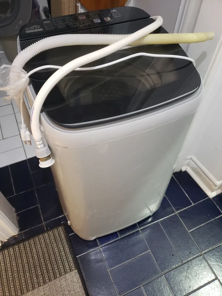 MOVING SALE - Portible Washing Machine thumbnail