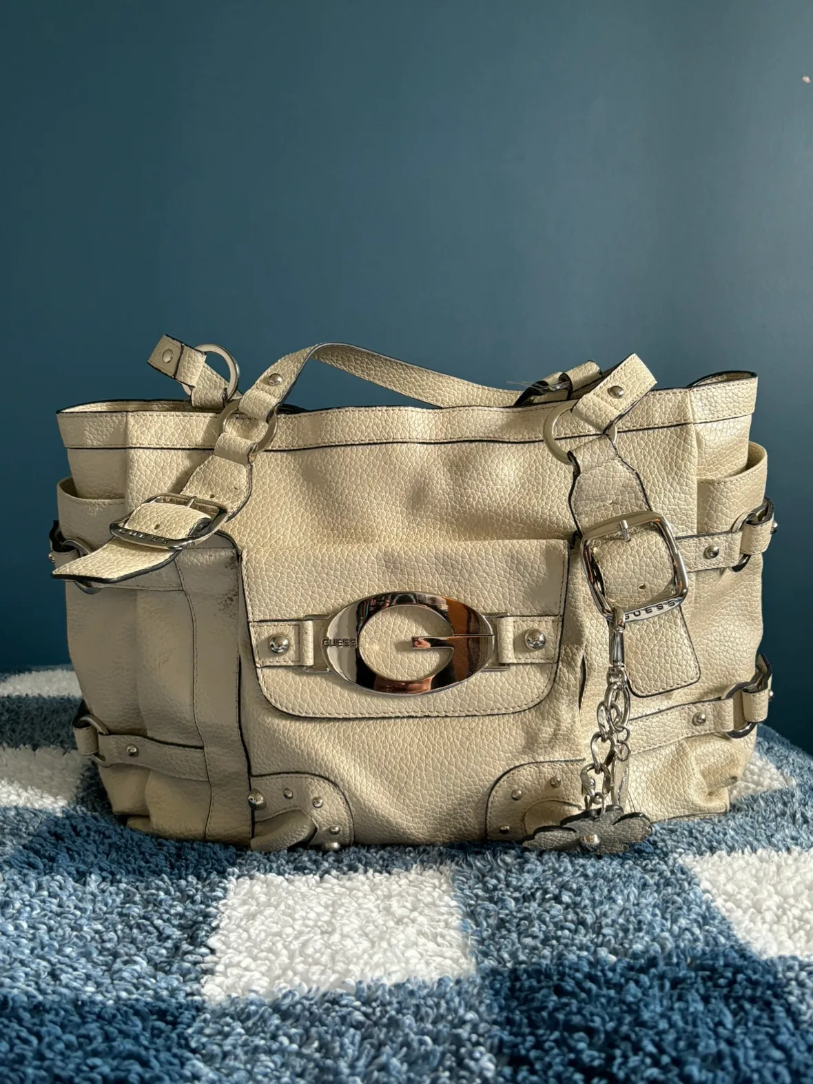 Guess handbag thumbnail