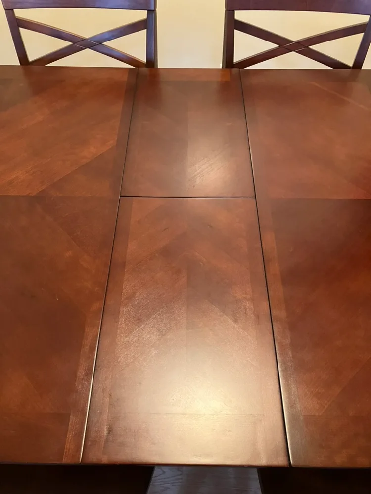 Extendable Dining Table with 6 chairs image indicator(6)