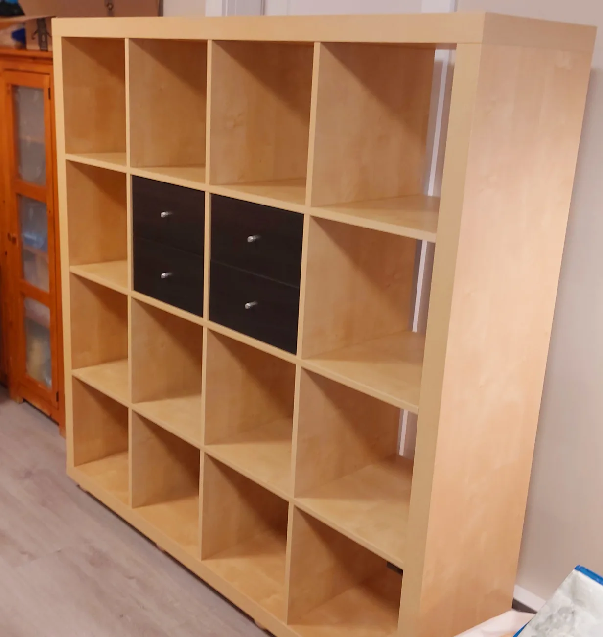 IKEA Kallax Shelving Unit image indicator(2)