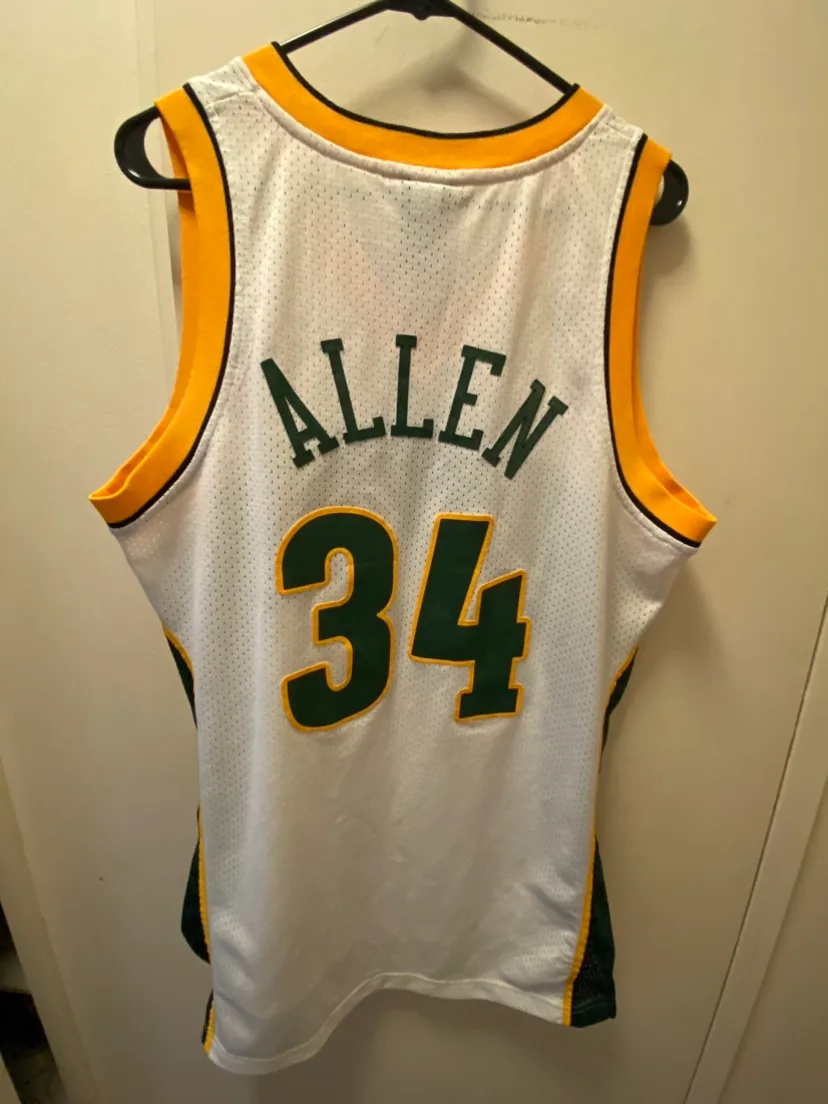 Ray Allen Seattle Sonics Jersey image indicator(2)