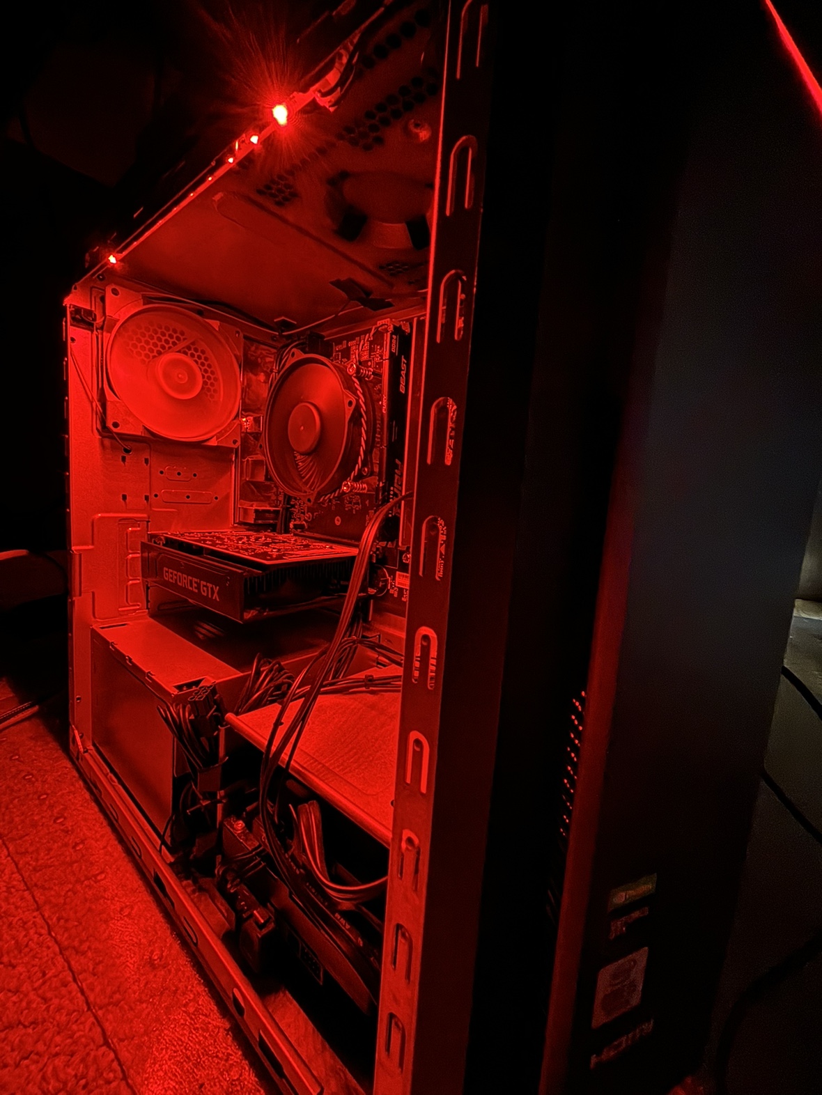Gaming pc great condition - photo 5