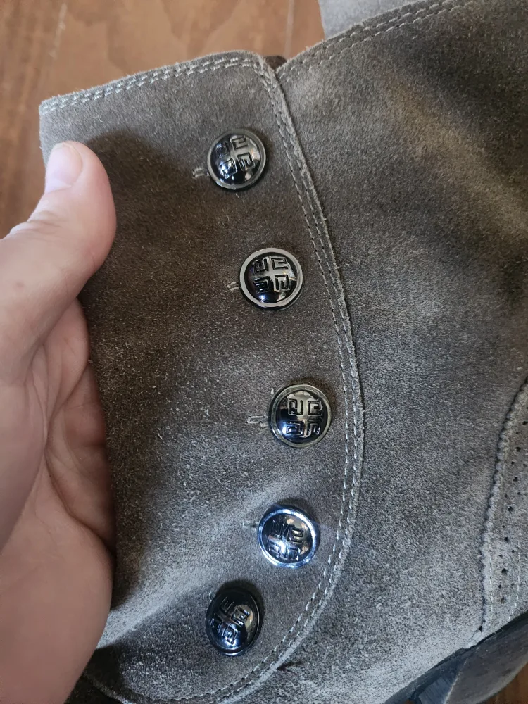 Suede Button Boots Size 38 image indicator(3)