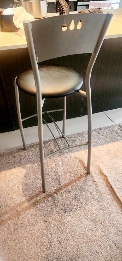 2 Bar Stools - photo 5