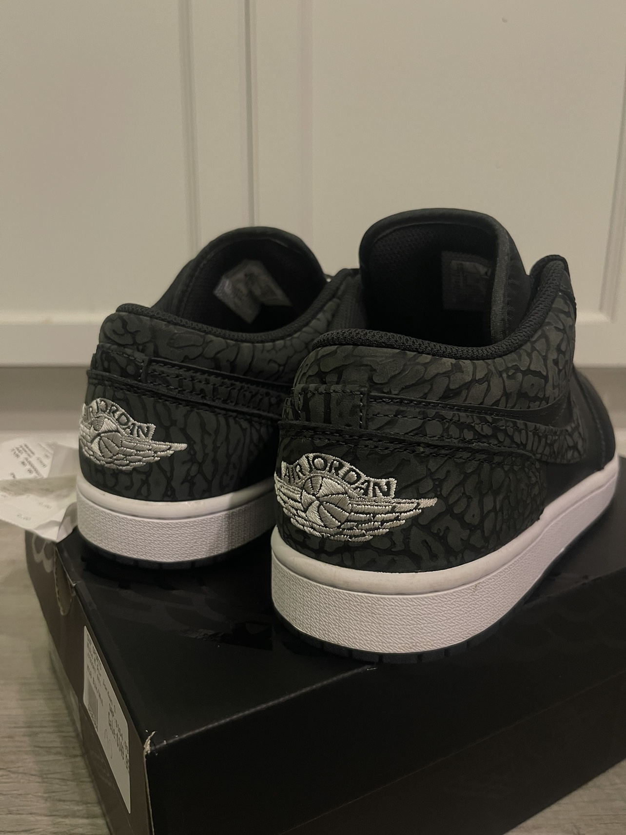 Air Jordan 1 Low - photo 3