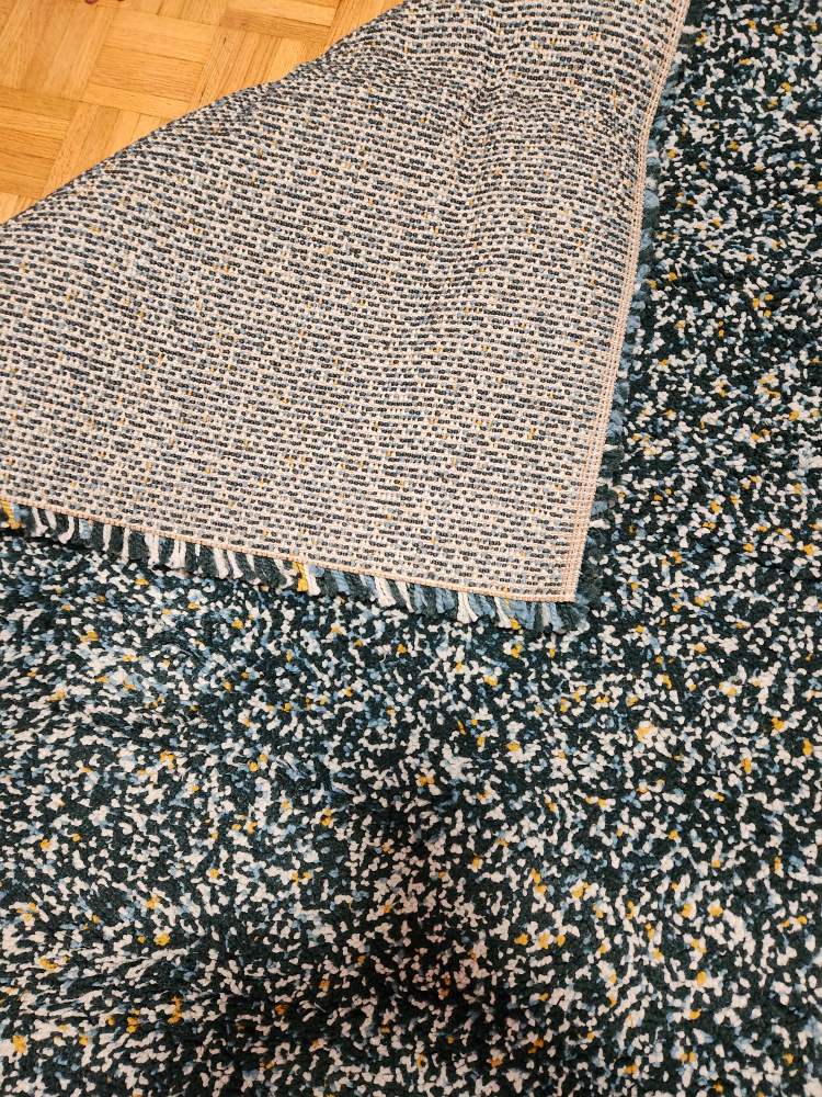 Area Rug. Pickup only! - photo 3