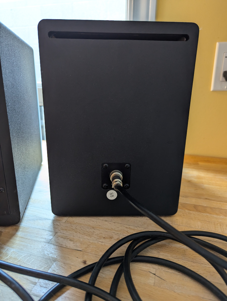 Speakers - powered/active, USB/XLR/RCA - white - photo 2