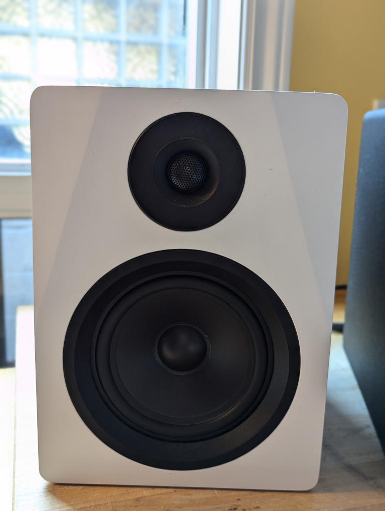 Speakers - powered/active, USB/XLR/RCA - white - photo 4