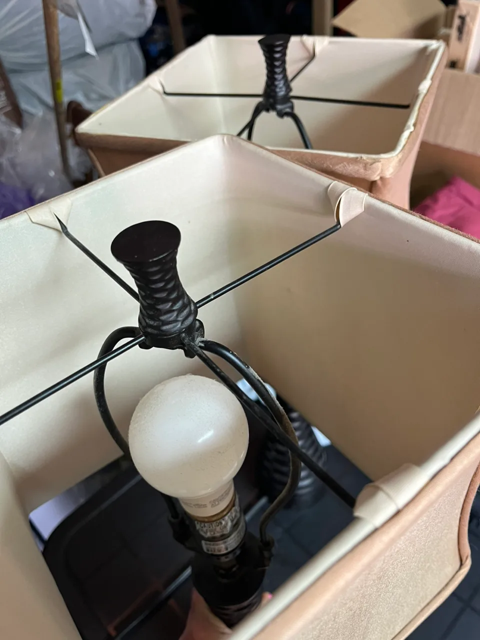 Pair of Table Lamps image indicator(3)