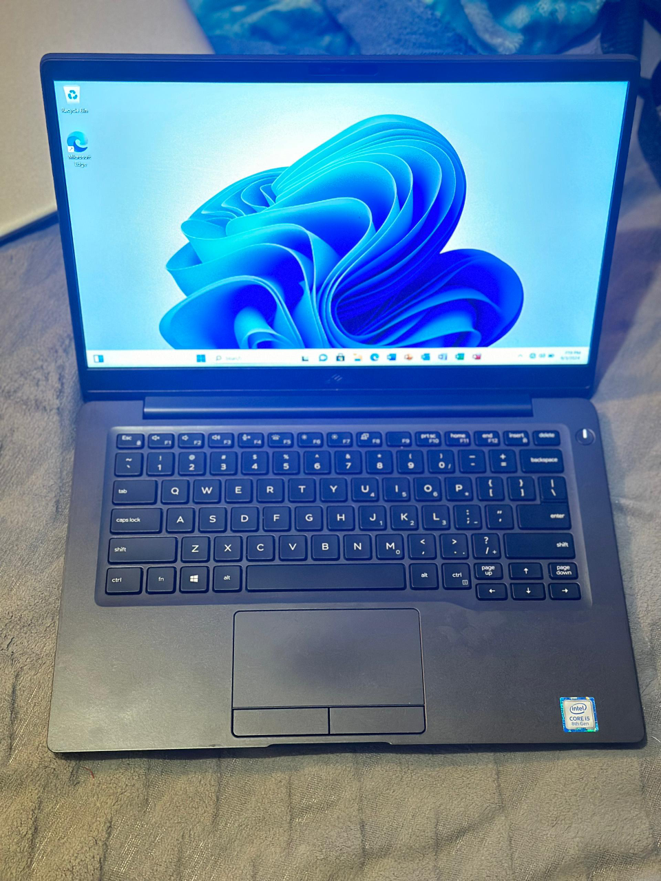 Dell Latitude 7300 Laptop - photo 2
