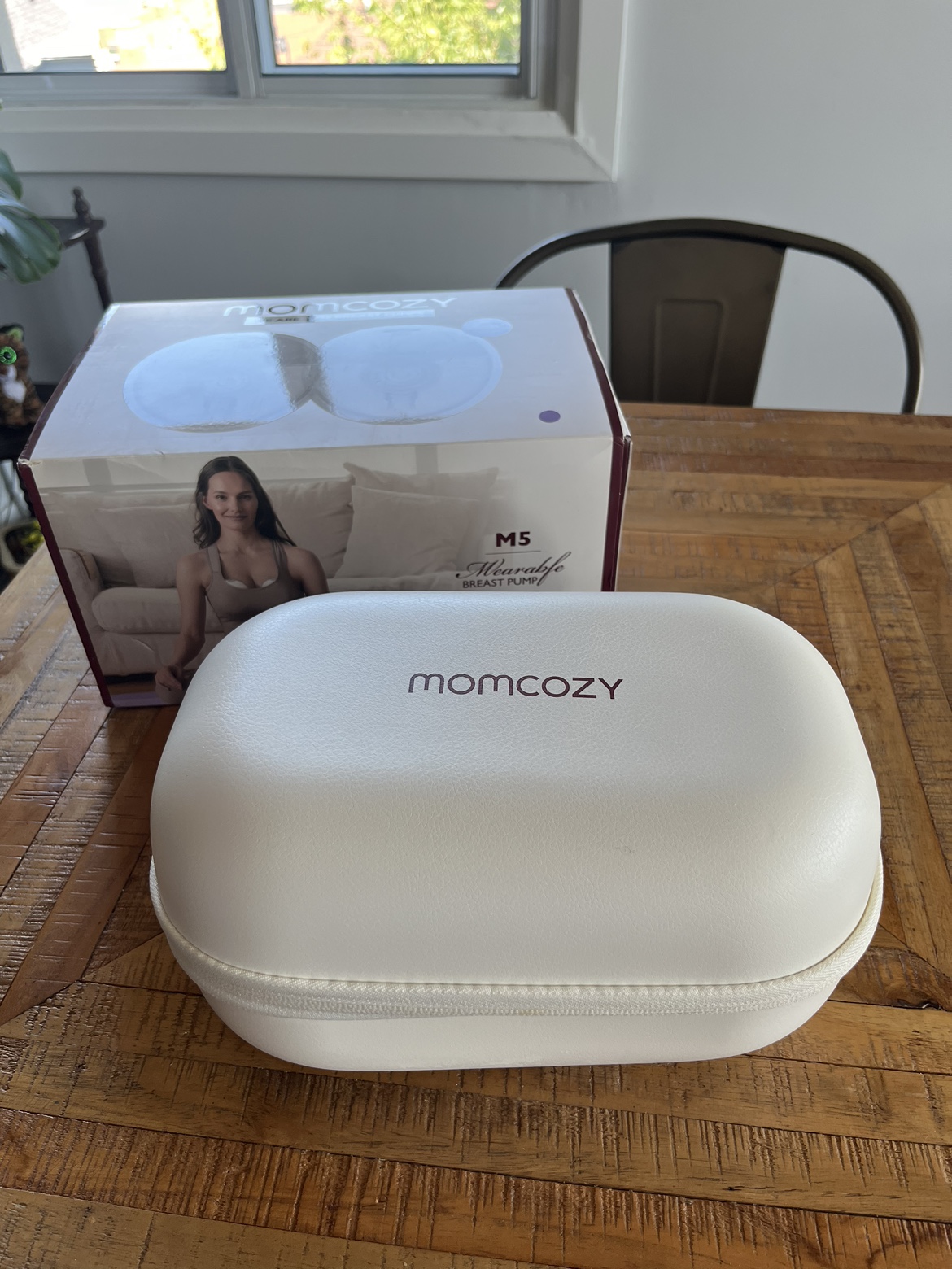 Momcozy M5 Wearable Breast Pump - photo 2