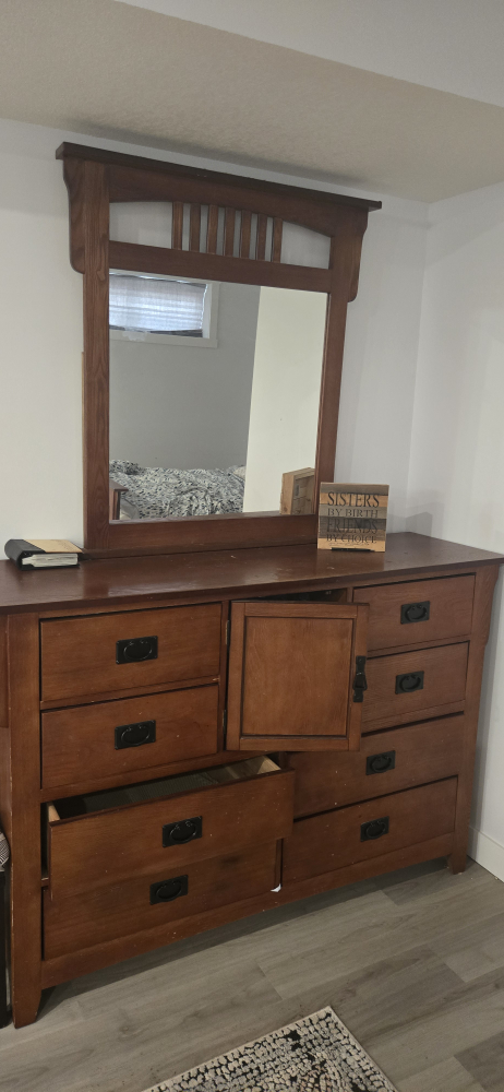 Queen Sized Bed Frame with Nightstand Dresser and Chester - photo 5