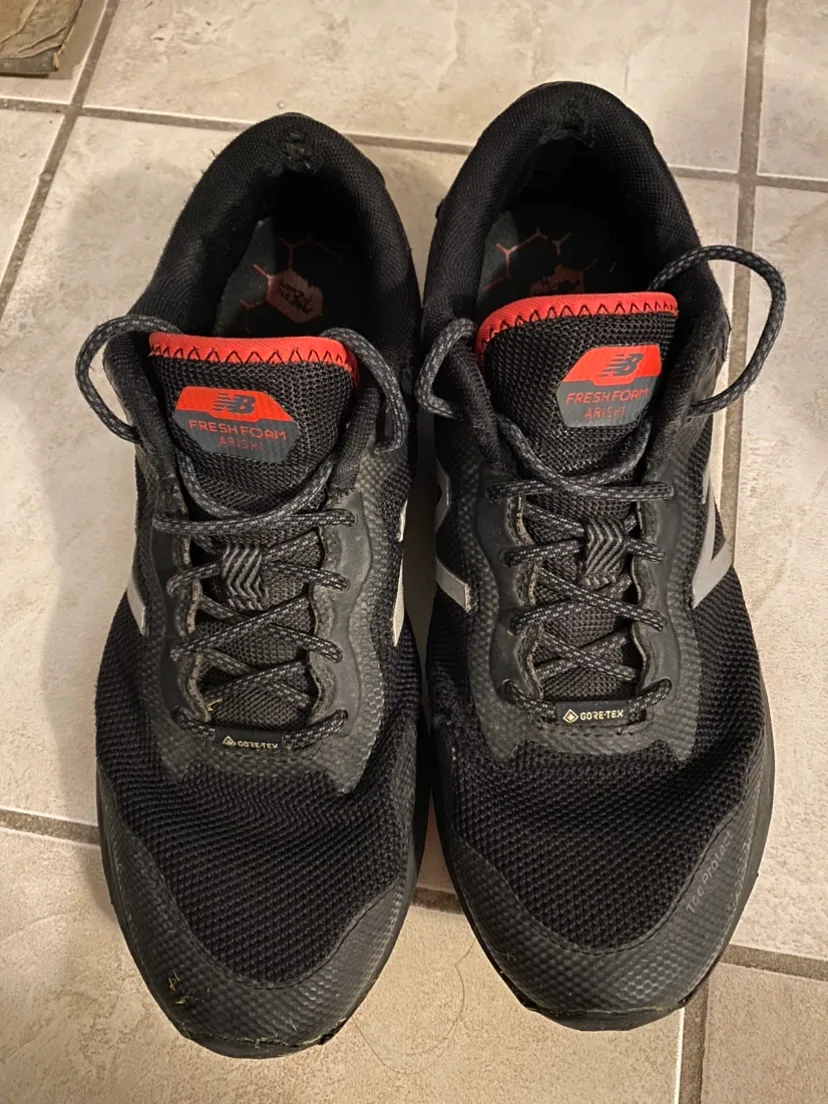 New Balance Fresh Foam Gore-Tex thumbnail