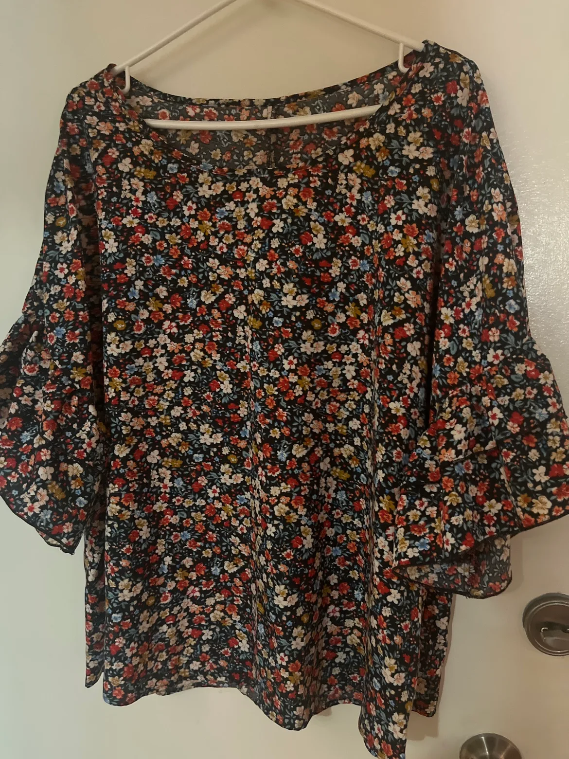 SHEIN Curve Floral Blouse thumbnail