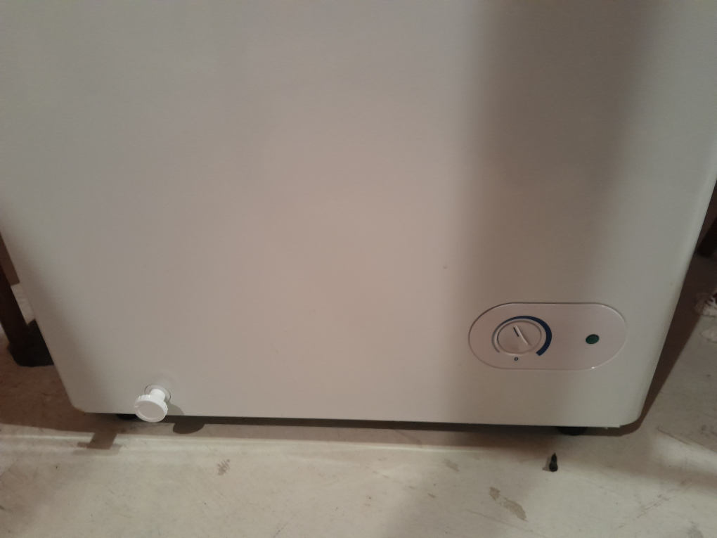 Simplicity Chest Freezer - photo 3