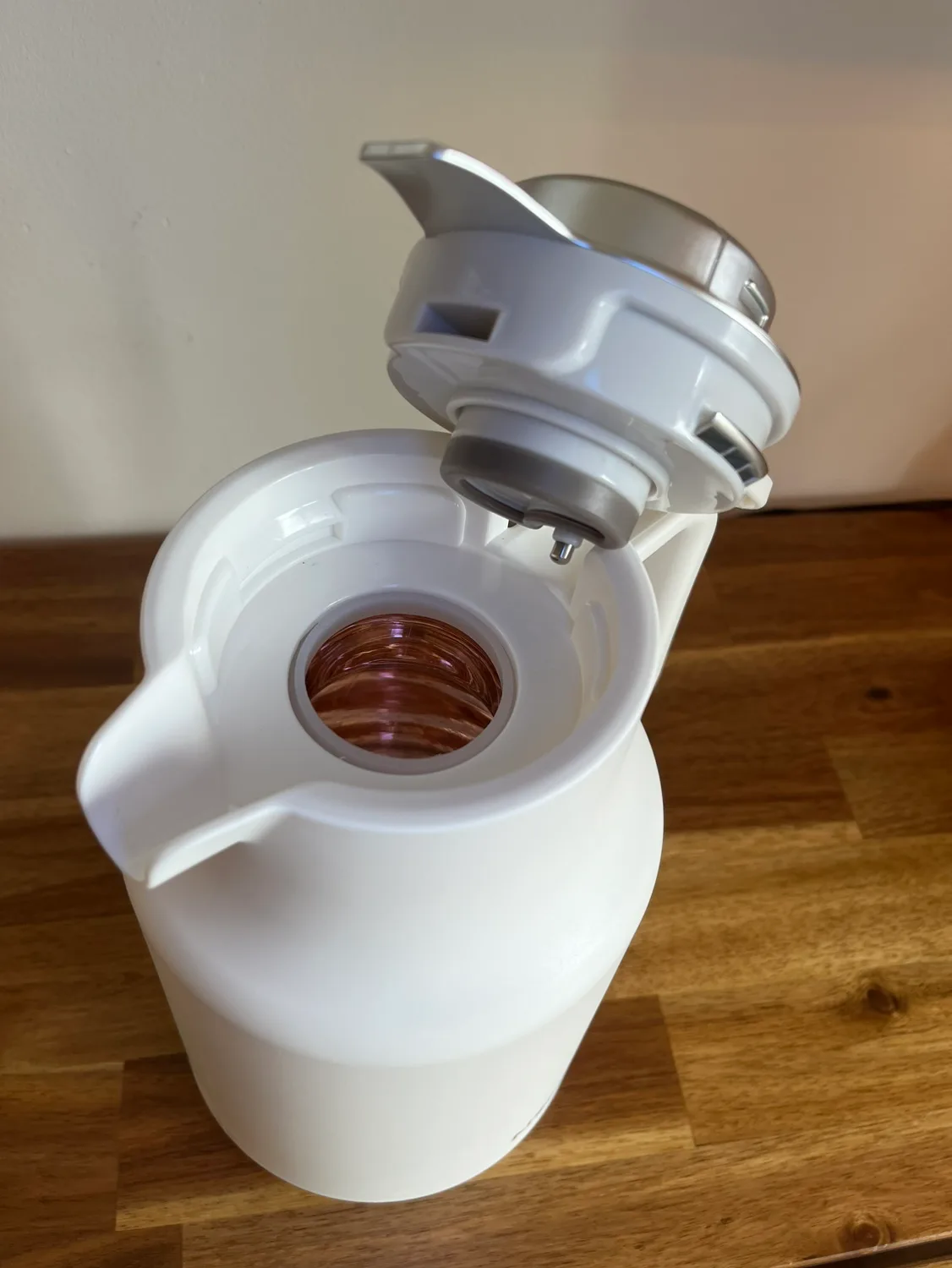 White Vacuum Carafe image indicator(4)