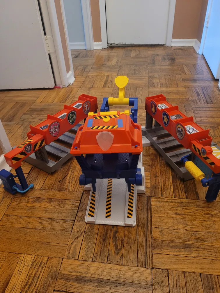 Paw Patrol 4 Level Parking Garage image indicator(9)